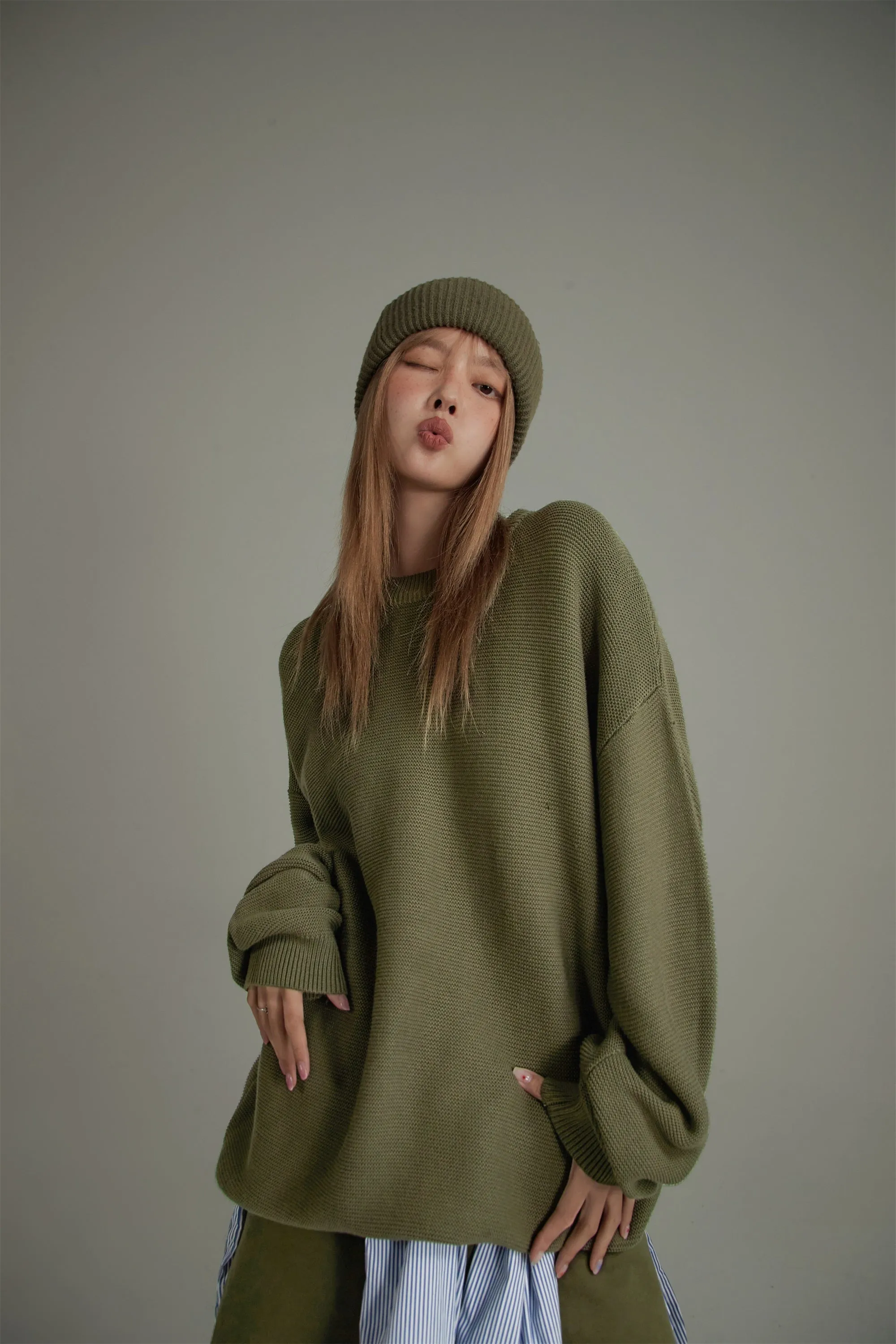 Basic Color Round Neck Sweatshirt