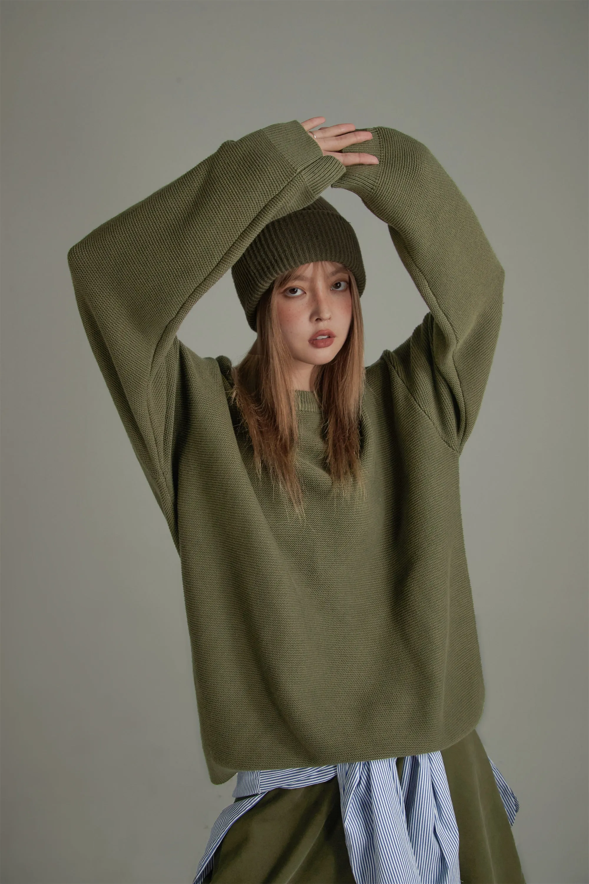 Basic Color Round Neck Sweatshirt