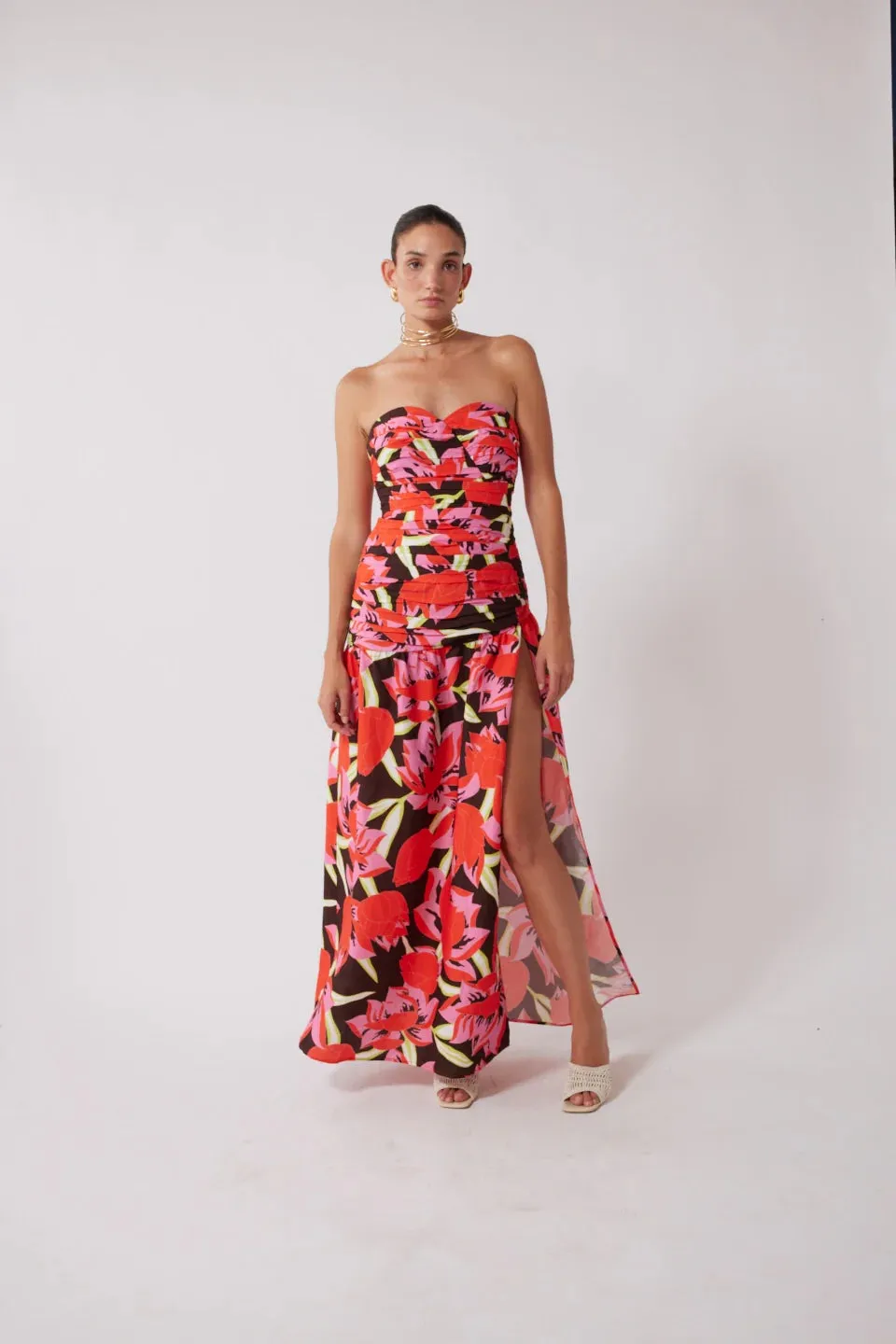 The Wolf Gang Dolcie Strapless Maxi Dress - Rojo Print